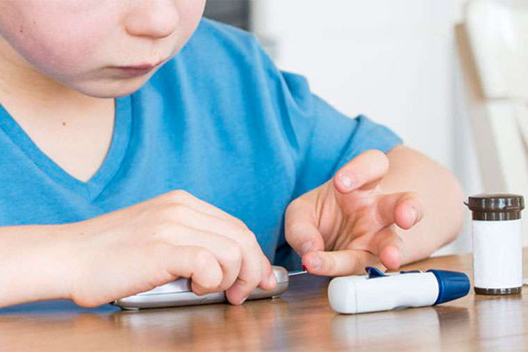Cuidados básicos para niños con diabetes 1 durante el verano