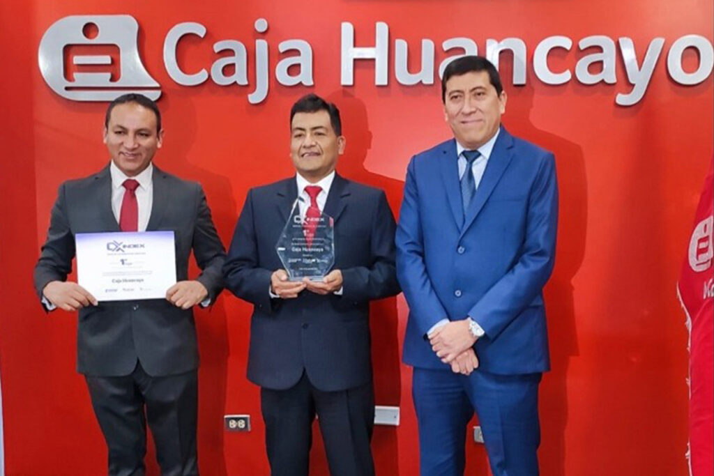 Caja Huancayo es la CMAC con mejor experiencia del cliente en el mercado nacional