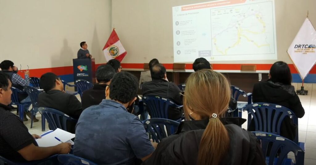 Funcionarios de la DRTC– Junín se reúnen con autoridades provinciales para analizar recategorización de vías