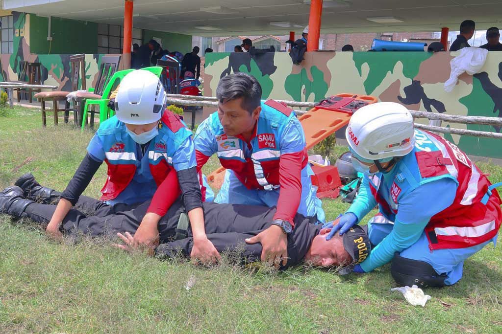 SAMU Junín capacita a la unidad de operaciones especiales en atención de primeros auxilios