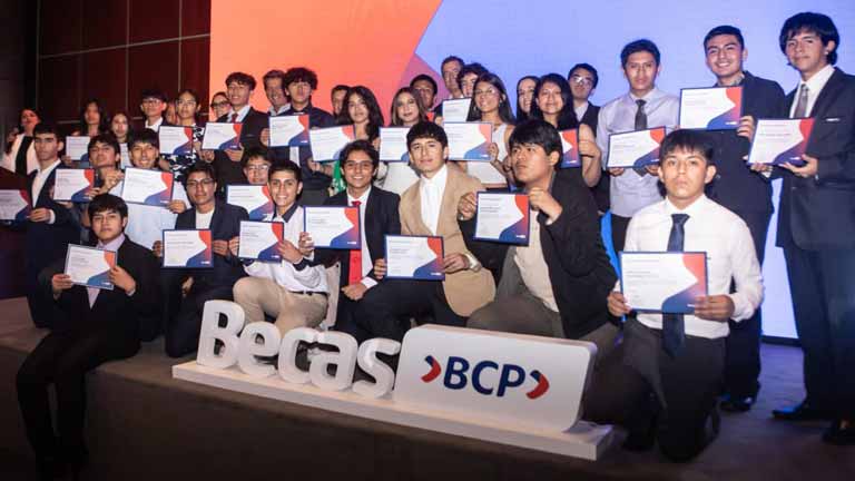 BCP OFRECE 100 BECAS INTEGRALES PARA JÓVENES CON TALENTO